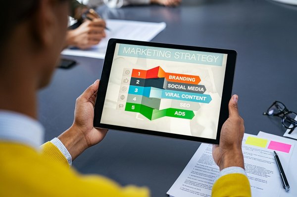 Comment une agence stratégie digitale dynamise votre croissance